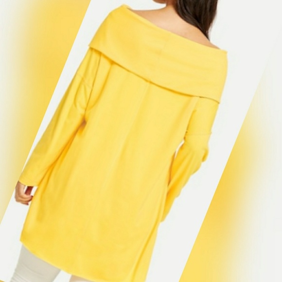 LAST ONE! High Low Off Shoulder Sweatshirt - Picture 3 of 6